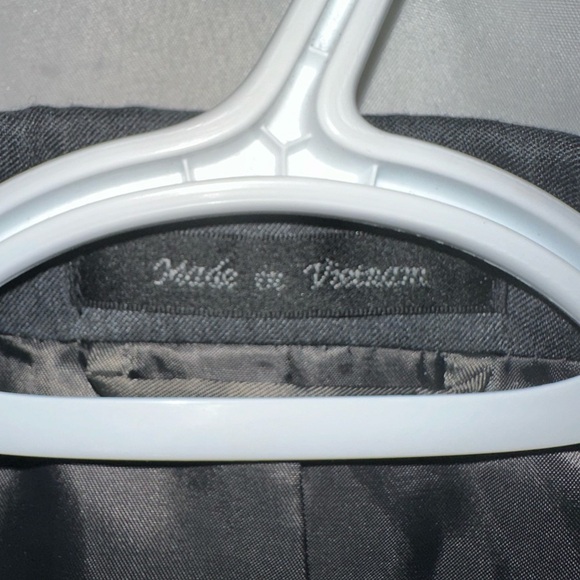 Van Heusen Coat Size 40S - Picture 4 of 10